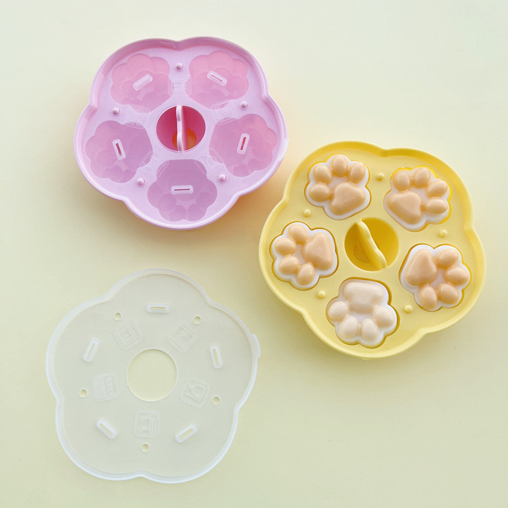 Cat paw silicone food molds shown in different product options